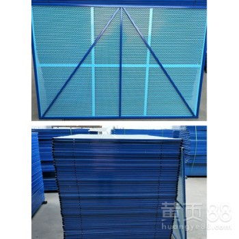 建筑防護(hù)新趨勢(shì) 批發(fā)樓宇防護(hù)網(wǎng)、智能爬架網(wǎng)與鋼網(wǎng)片的全面解析